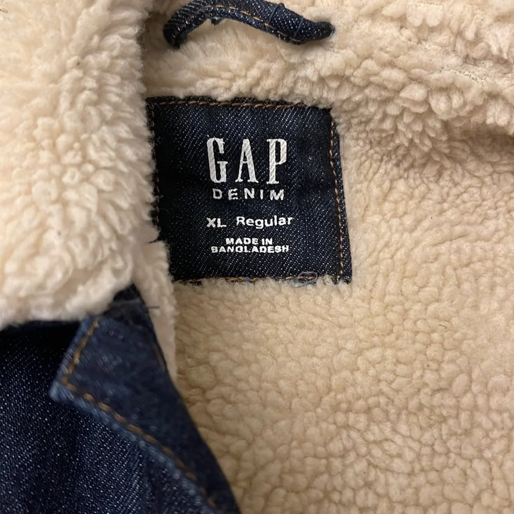 GAP sherpa lined denim jacket